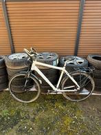 Trekking/Hybride Fiets, Fietsen en Brommers, Ophalen, Zo goed als nieuw, Versnellingen