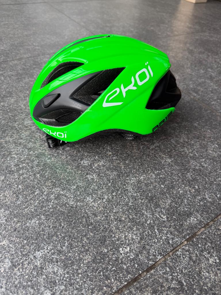 Helm, Fietsen en Brommers, Ophalen, M, Nieuw, Ekoi