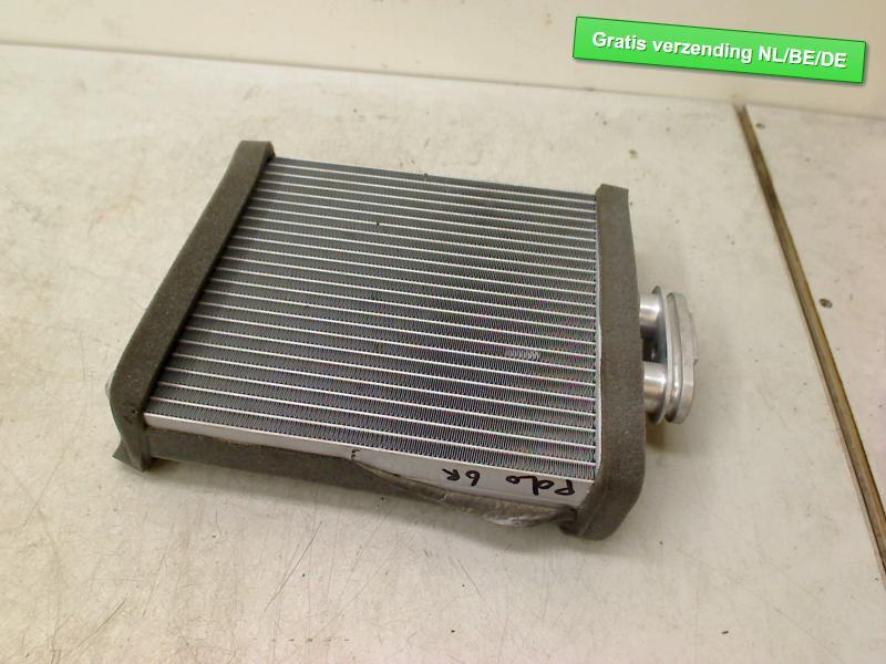 KACHELRADIATEUR Volkswagen Polo V (6R) (01-2009/05-2022), Auto-onderdelen, Airco en Verwarming, Volkswagen, Gebruikt