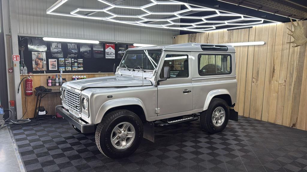 Originele Defender 90 SE TD5 - zeldzame staat en lage km, Auto's, Land Rover, Elektrische ramen, Defender, Diesel, Particulier