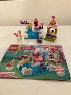 LEGO Disney Princess Een Dag bij Zwembad met Treasure 41069, Ophalen of Verzenden, Zo goed als nieuw, Complete set, Lego
