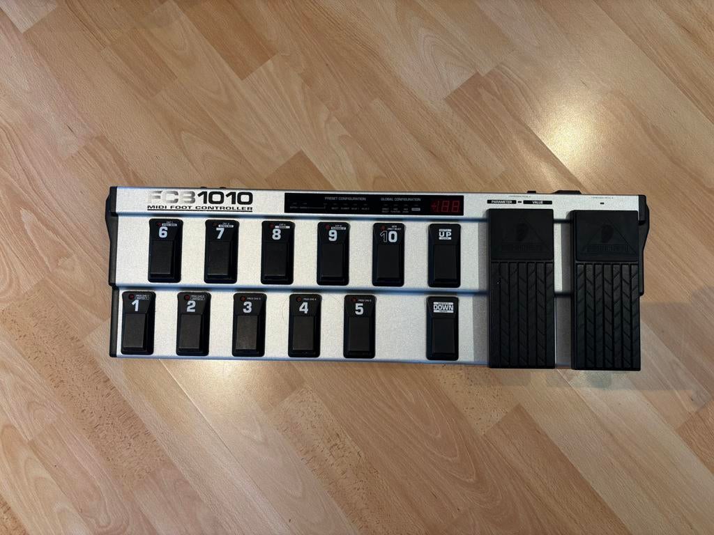 Behringer FCB1010 midi controller + UnO4Kemper chip, Ophalen, Gebruikt