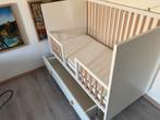 Lit pour bébé ou enfant jusqu'à 5 ans, Enfants & Bébés, Chambre d'enfant | Lits, Enlèvement, Comme neuf