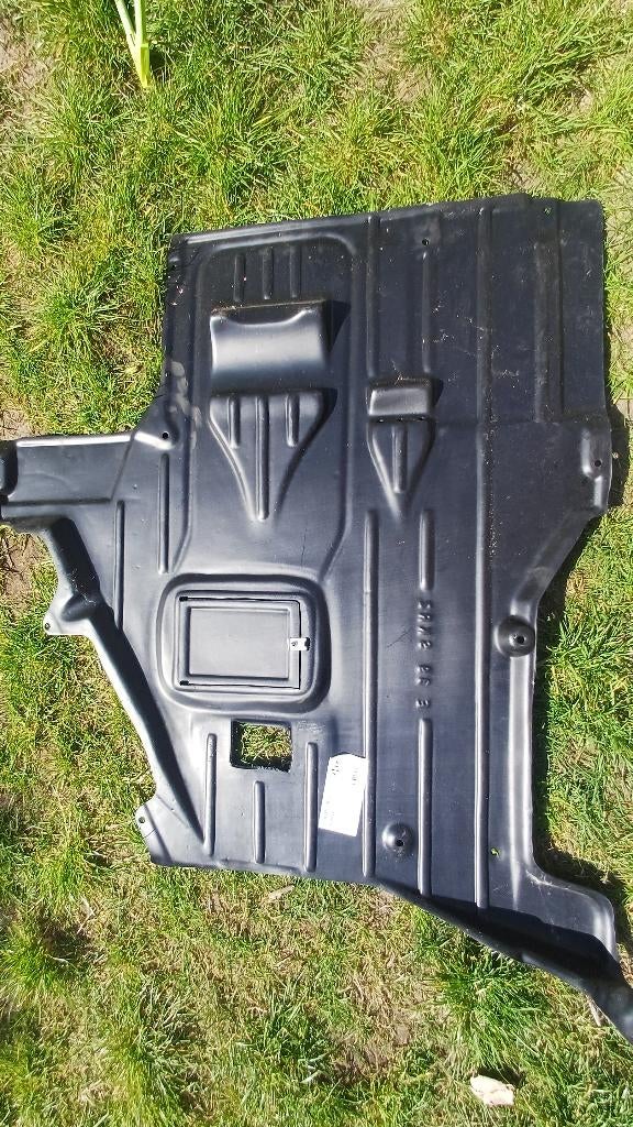 Bodemplaat bmw e39, Ophalen of Verzenden, Nieuw, BMW