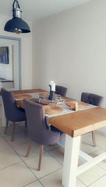 Landelijk eetkamer te koop beschikbaar voor biedingen