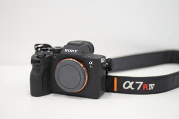 Sony A7r IV · 61MP · Als nieuw · Met cameragrip!