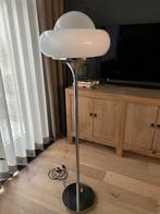 Vintage design  vloerlamp Guzzini, Huis en Inrichting, Lampen | Vloerlampen, Ophalen, Gebruikt, Glas