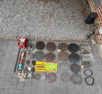 Groot lot kettingen verschillende maten en diktes lot beschikbaar voor biedingen