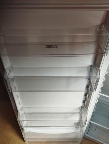 Koelkast, koelkast, koelkast, nooit gebruikt Zanussi beschikbaar voor biedingen