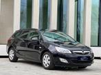 Opel astra Benzine - 139000km - 2011 /  Android system, Noir, 1598 cm³, Break, Tissu