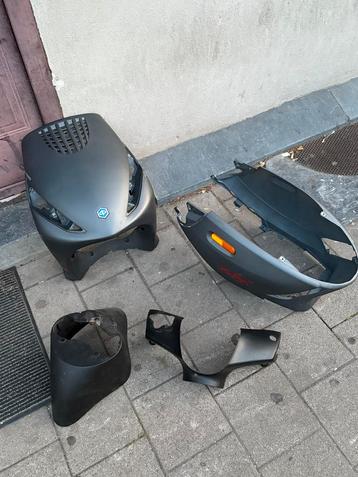 Kappenset Piaggio zip 4T 50cc beschikbaar voor biedingen