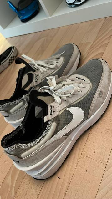 Nike sneakers mt43 beschikbaar voor biedingen