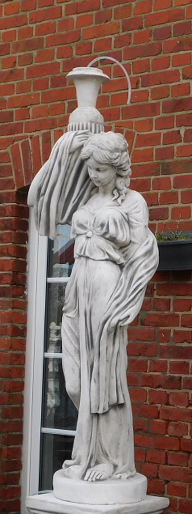 Statue Femme avec bec verseur - 180 cm - Pierre, Jardin & Terrasse, Statues de jardin, Neuf, Pierre, Envoi