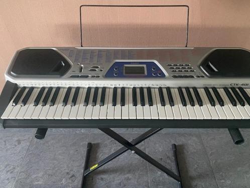 muziek instrument, Muziek en Instrumenten, Keyboards, Zo goed als nieuw, 61 toetsen, Casio, Ophalen