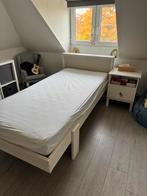 1 persoonsbed met nachtkastje en commode, Ophalen, Zo goed als nieuw