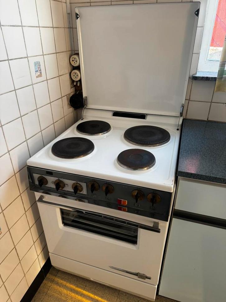 Cuisinière avec four vintage ACEC années 70-80 fonctionnelle, Electroménager, Cuisinières, Utilisé, À Poser, 4 zones de cuisson
