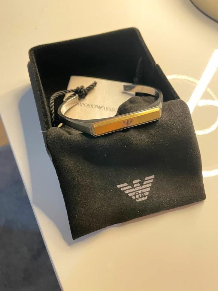 Bracelets en argent rigide Armani, Handtassen en Accessoires, Armbanden, Zo goed als nieuw, Zilver, Zilver, Ophalen