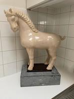 Tout doit disparaître, Enlèvement, Comme neuf