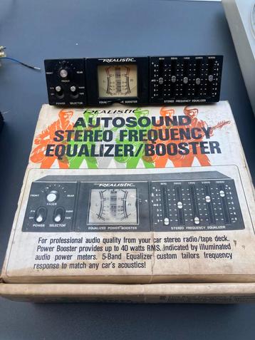 Autoradio PIONEER et EQUALIZER REALISTIC VINTAGE beschikbaar voor biedingen