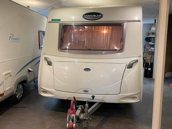 Nette caravelair 450, 2 enkele bedden,rondzit,Mover, tent, Caravans en Kamperen, Caravans, Bedrijf, tot en met 4, Rondzit, Caravelair