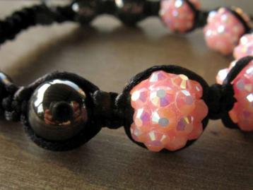 Shamballa armband: roze en hematite beschikbaar voor biedingen