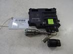 CONTACTSLOT Renault Captur (2R) (01-2013/-) (285908018R), Gebruikt, Renault