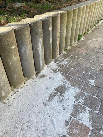 Betonnen palissade - gratis, Enlèvement, Utilisé, Moins de 180 cm, Poteaux
