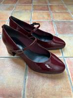 Pumps met bandje bordeaux / Escarpins à bride bordeaux, Ophalen, Pumps, Zo goed als nieuw, Rood