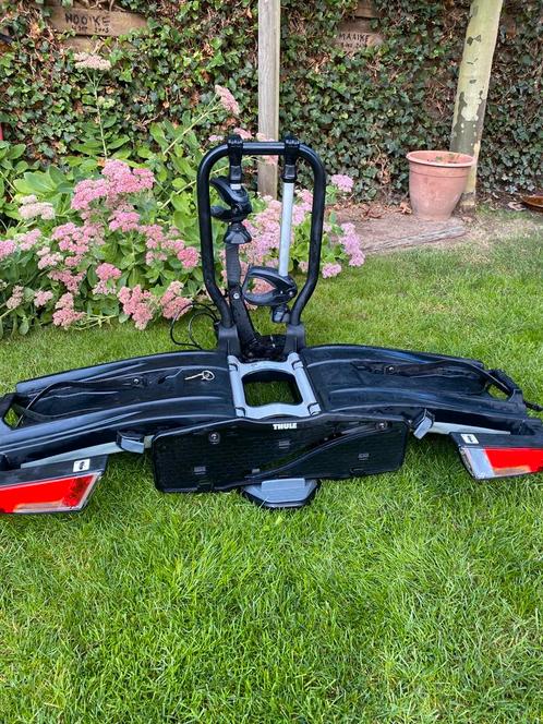 Thule fietsendrager Easyfold 933 XT2 tot 60kg, Auto diversen, Fietsendragers, Nieuw, Trekhaakdrager, 2 fietsen, Brede banden, Elektrische fiets