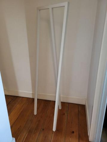 Hay Loop Stand Hall - kledingrek - 150x45 - wit beschikbaar voor biedingen