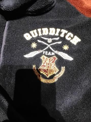 Salopette harry-potter 14-16 ans ou  42/44+sweat a capuche   disponible aux enchères