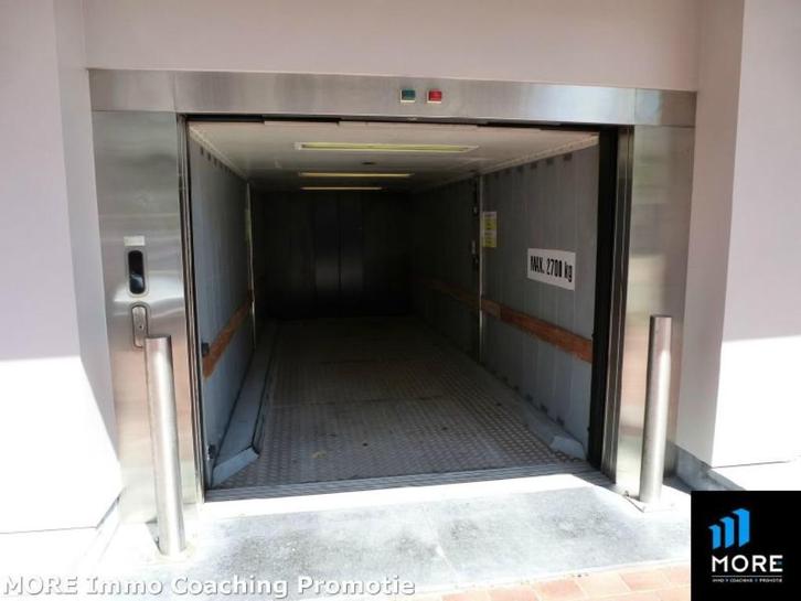 Staanplaats te HUUR ref. 3967942, Immo, Garages en Parkeerplaatsen, Provincie West-Vlaanderen