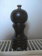 2 identieke pepermolentjes 'Peugeot' donkerbruin ca 14 cm, Ophalen, Zo goed als nieuw