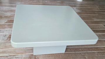 Salontafel beschikbaar voor biedingen