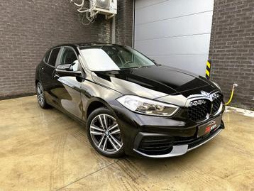 BMW 118I - Virtual Cockpit - Carplay - Lane Assist - Euro 6 beschikbaar voor biedingen
