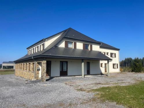 Immeuble à vendre à Bièvre, 9 chambres, Immo, Huizen en Appartementen te koop, Vrijstaande woning