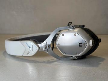 V-Moda XS helm beschikbaar voor biedingen
