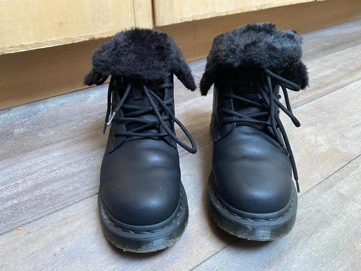 Dr. Martens zwart 40 boots bontleer Kolbert Black Snowplow, Kleding | Dames, Schoenen, Zo goed als nieuw, Lage of Enkellaarzen