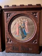 2 religieuze panelen met engelenfiguren, Antiquités & Art, Antiquités | Objets religieux, Enlèvement ou Envoi
