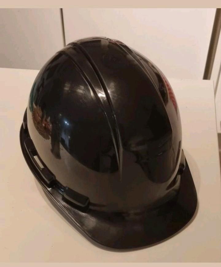 ️ Casque de sécurité neuf – Noir – 10 € seulement ‍️, Doe-het-zelf en Bouw, Veiligheidshelmen, Zo goed als nieuw, Ophalen of Verzenden