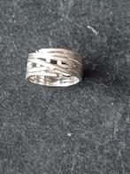 Mooie zilveren ring met steentjes, Handtassen en Accessoires, Ringen, Ophalen