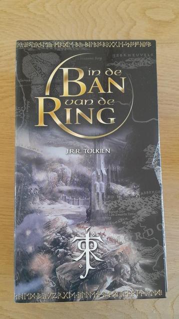 In de ban van de ring (boxset) - Luisterboek beschikbaar voor biedingen