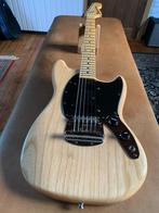 Signature Fender Mustang Ben Gibbard (parfait état), Musique & Instruments, Comme neuf, Solid body, Enlèvement, Fender