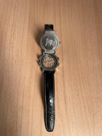 Compass horloge beschikbaar voor biedingen