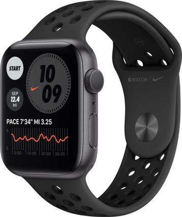 Apple Watch Nike Series 6 Alu 44 mm beschikbaar voor biedingen