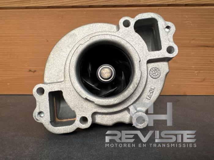 Pompe à eau d'un Landrover Range Rover Sport, Autos : Pièces & Accessoires, Climatisation & Chauffage, Land Rover, Neuf, 12 mois de garantie