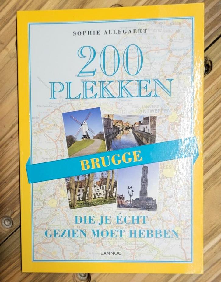 Boek 200 plekken Brugge, Boeken, Reisverhalen, Zo goed als nieuw, Ophalen of Verzenden