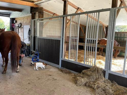 paardenrusthuis, Dieren en Toebehoren, Stalling en Weidegang, Stalling, Weidegang
