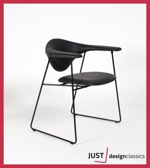 Gubi Masculo Lounge Chair (voorraad:2), Huis en Inrichting, Stoelen, Zo goed als nieuw, Zwart, Ophalen