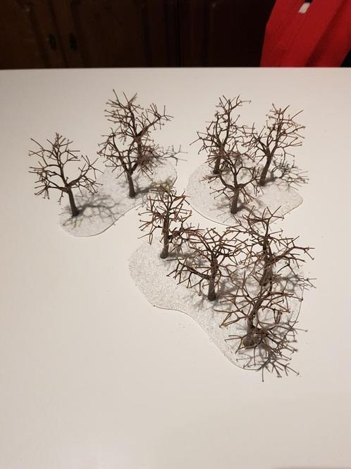 tabletop scenery: kale bomen met bases, 3 stuks, Hobby en Vrije tijd, Wargaming, Zo goed als nieuw, Overige soorten, Ophalen of Verzenden